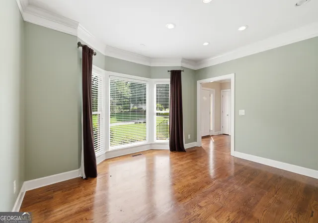 Photo 4 of Single family home for sale at 4713 Bedford Glenn, Flowery Branch, GA 30542 | MLS# 10795598 | Listing updated on 2026-07-13