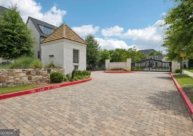 Photo 3 of Townhouse for sale at 2474 Figaro Dr, Atlanta, GA 30339 | MLS# 10805546 | Listing updated on 2026-09-08