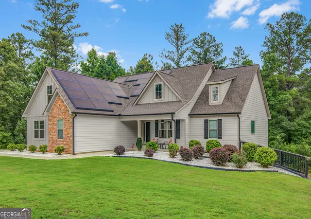 1st image of 105 Pineland Dr #6, Newnan, GA 30263 | MLS# 10819636