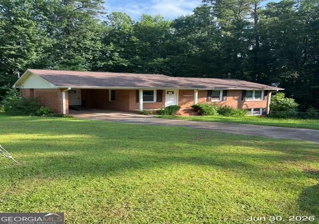 Homes for sale in Commerce, GA | 57 Leigh St, Commerce, GA 30529 | MLS# 10801308