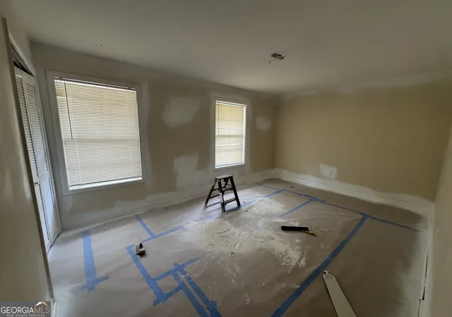 3rd image of 513 Martindale Ct, Stone Mountain, GA 30088 | MLS# 10783456