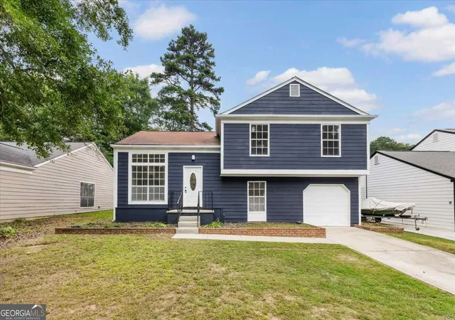 Photo 1 of Single family home for sale at 6653 Eastbriar Dr, Lithonia, GA 30058 | MLS# 10800126 | Listing updated on 2026-09-04