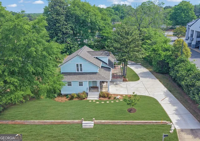 Photo 1 of Single family home for sale at 134 Marble Ml Rd Nw, Marietta, GA 30060 | MLS# 10811142 | Listing updated on 2026-09-21