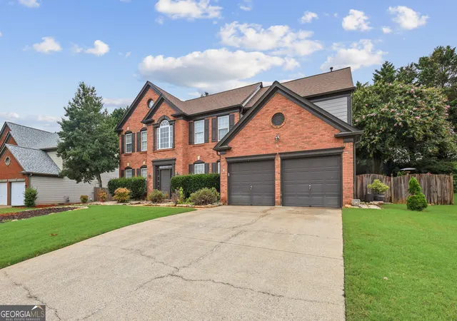 3rd image of 169 Eastham Ct, Suwanee, GA 30024 | MLS# 10822025