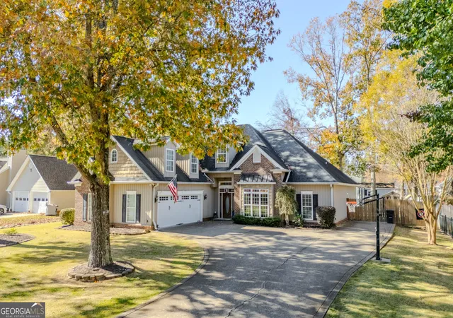 Photo 3 of Sale Pending at 51 Ashley Oaks Trl Nw, Rome, GA 30165 | MLS# 10643606 | Listing updated on 2026-04-20