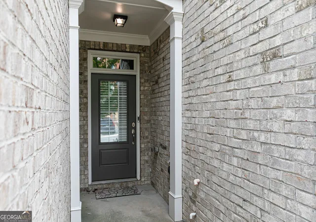 2nd image of 584 Bright St Sw, Marietta, GA 30064 | MLS# 10817214