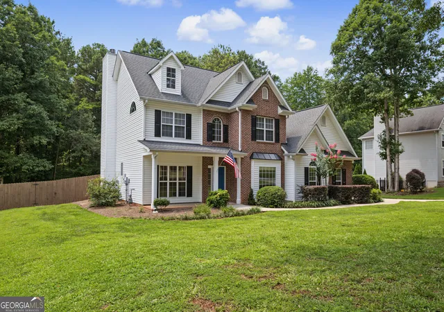 3rd image of 75 Sycamore Wy, Sharpsburg, GA 30277 | MLS# 10815317
