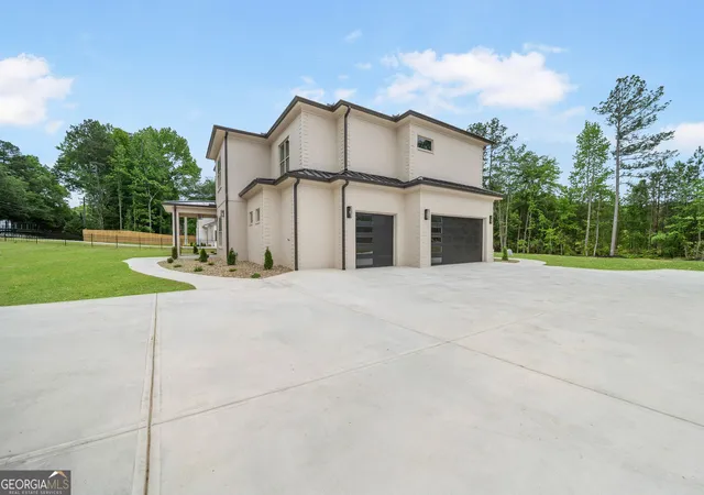 2nd image of 210 Simonton Rd Sw, Lawrenceville, GA 30046 | MLS# 10813940