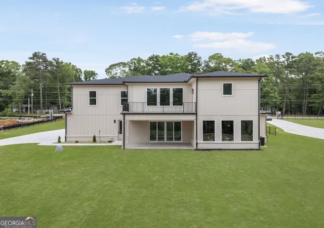 3rd image of 210 Simonton Rd Sw, Lawrenceville, GA 30046 | MLS# 10813940