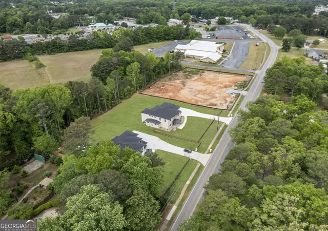 4th image of 210 Simonton Rd Sw, Lawrenceville, GA 30046 | MLS# 10813940