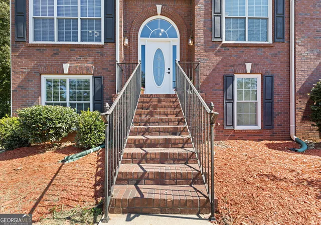 Photo 2 of Sale Pending at 3299 Kings Bay Ct, Decatur, GA 30034 | MLS# 10833815 | Listing updated on 2026-09-15