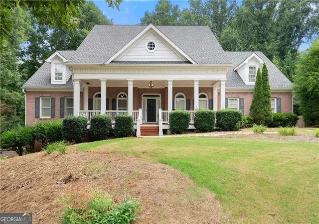 1st image of 5022 Oak Farm Wy, Flowery Branch, GA 30542 | MLS# 10818242