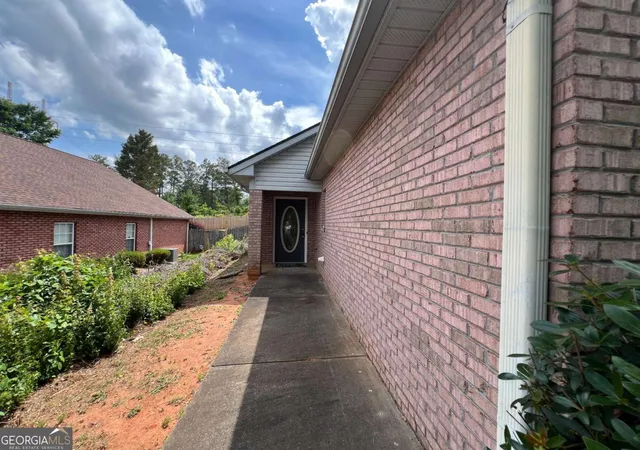 image of 3426 Salem Cove Trl Se, Conyers, GA 30013 | MLS# 10770856