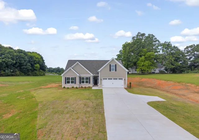 Single family home for sale at 1347 S Fairview Rd, Lavonia, GA 30553 | MLS# 10772639 | Listing updated on 2026-09-01