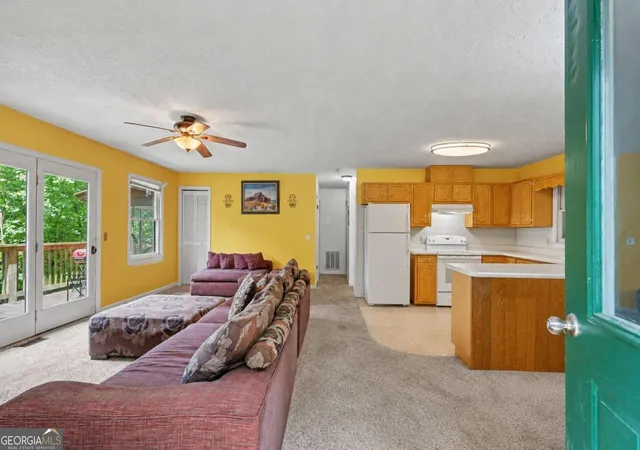 Photo 3 of Single family home for sale at 574 Bachelors Button Dr, Clayton, GA 30525 | MLS# 10795044 | Listing updated on 2026-08-21