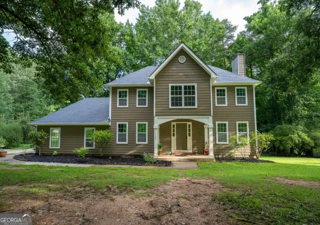 Photo 2 of Single family home for sale at 4121 Willow Walk Sw, Lilburn, GA 30047 | MLS# 10794555 | Listing updated on 2026-09-11