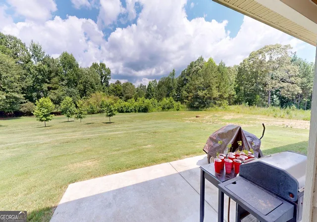 Photo 4 of Single family home for sale at 1215 Awenasa Dr, Villa Rica, GA 30180 | MLS# 10873820 | Listing updated on 2026-10-30