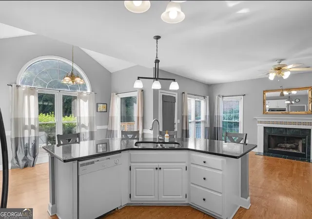 Photo 3 of Sale Pending at 550 Mcgarity Dr, Mcdonough, GA 30252 | MLS# 10812213 | Listing updated on 2026-09-15