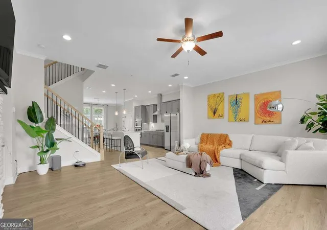 3rd image of 820 Fair View Cir, Roswell, GA 30076 | MLS# 10802302