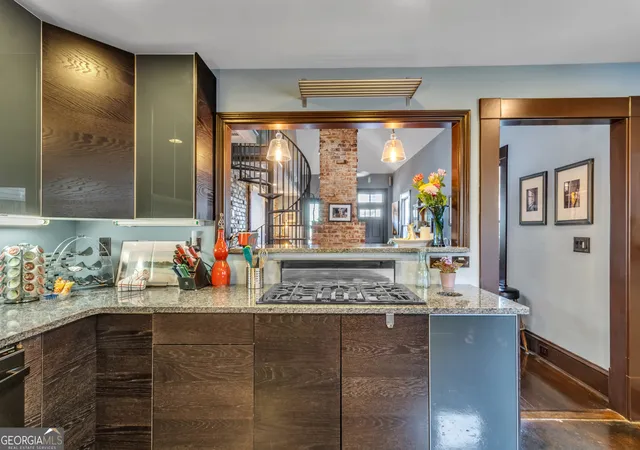 Photo 2 of Single family home for sale at 586 Auburn Ave Ne, Atlanta, GA 30312 | MLS# 10715717 | Listing updated on 2026-04-23