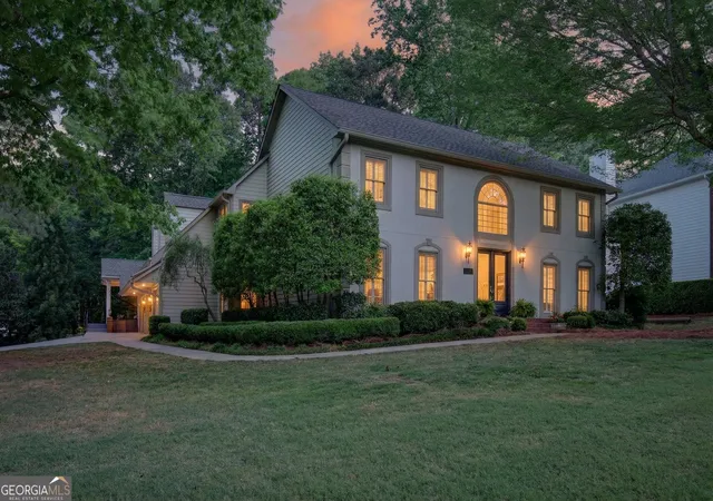 Photo 2 of Single family home for sale at 101 Colonnade Dr, Peachtree City, GA 30269 | MLS# 10734547 | Listing updated on 2026-07-24