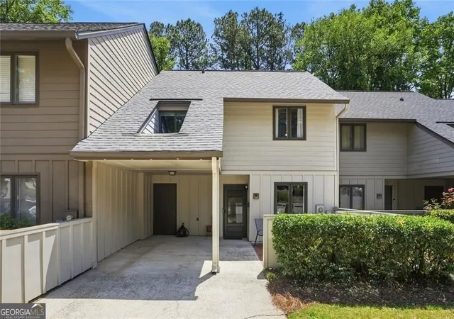 Homes for sale in Marietta, GA | 2540 Cedar Canyon Dr, Marietta, GA 30067 | MLS# 10805274