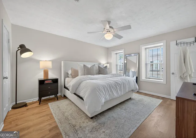 Listing Photo 5 - Condo for sale in building located at 9 Scotland Pl NW, Atlanta, GA 30318