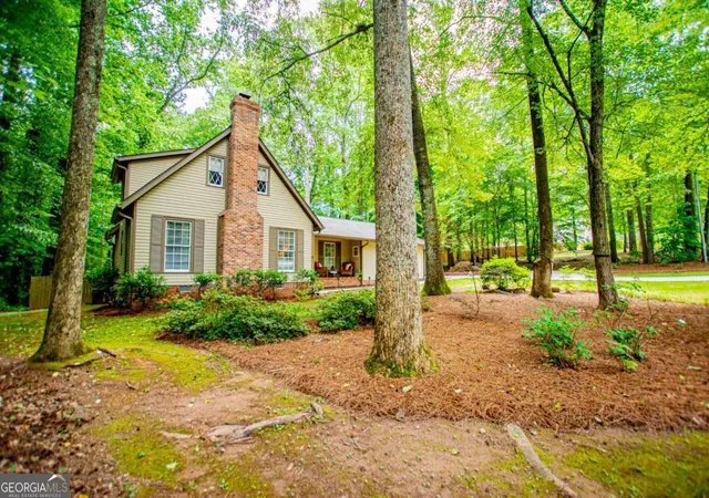 4th image of 100 Camp Dr, Carrollton, GA 30117 | MLS# 10778450