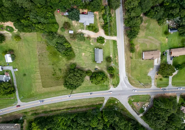 2nd image of 15 Flat Rock Rd, Oxford, GA 30054 | MLS# 10813248