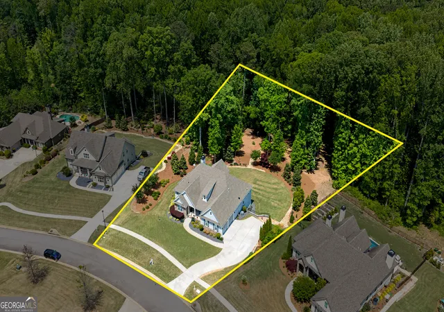 Photo 4 of Single family home for sale at 123 Big Horn Dr, Newnan, GA 30265 | MLS# 10740206 | Listing updated on 2026-10-08