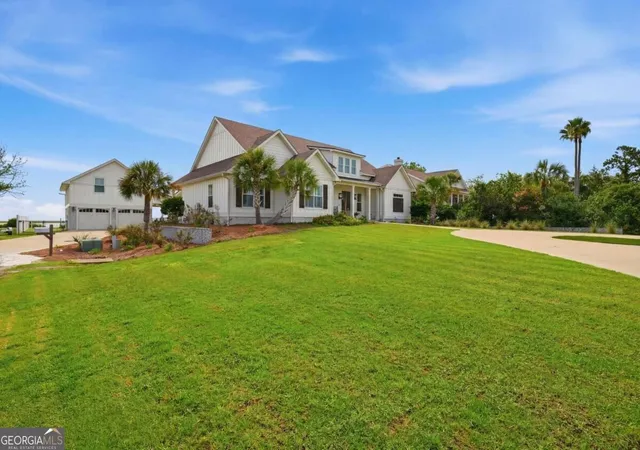 Single family home for sale at 102 Talahi Ln, Brunswick, GA 31520 | MLS# 10872843