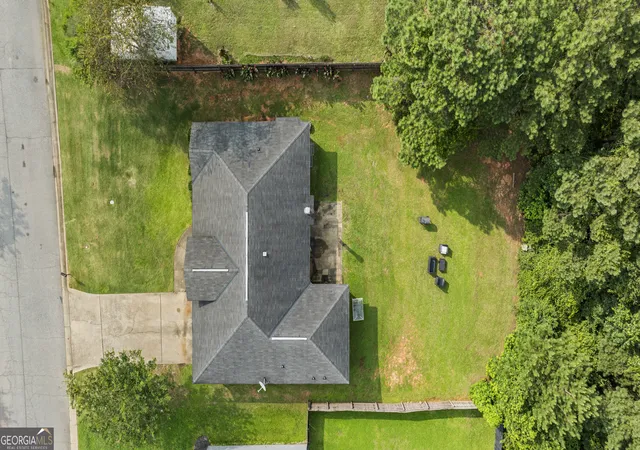 Photo 3 of Single family home for sale at 1304 Bunker Ridge Ln, Columbus, GA 31907 | MLS# 10805724 | Listing updated on 2026-10-07