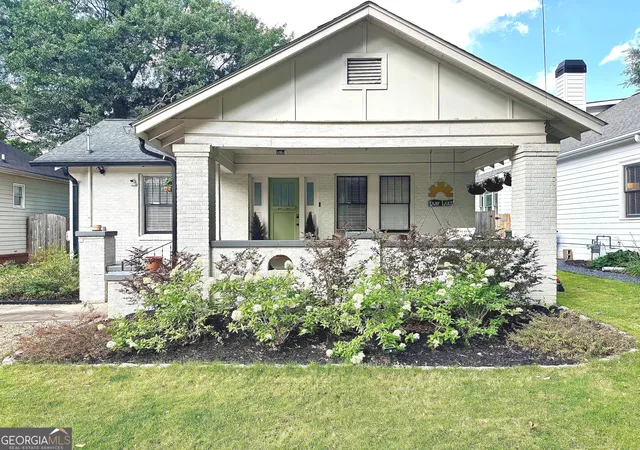 Photo 2 of Sale Pending at 372 Morgan Pl Se, Atlanta, GA 30317 | MLS# 10795107 | Listing updated on 2026-09-08