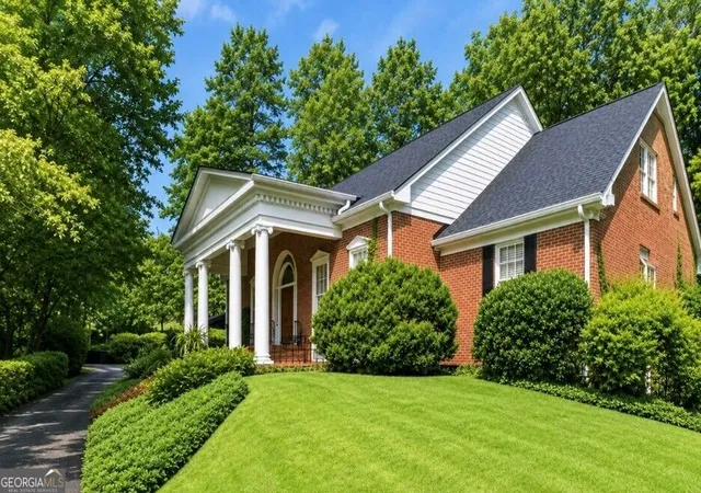 Photo 2 of Single family home for sale at 15 Lenox Circle Se, Rome, GA 30161 | MLS# 10759262 | Listing updated on 2026-08-27