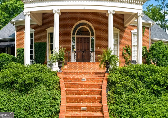 Photo 4 of Single family home for sale at 15 Lenox Circle Se, Rome, GA 30161 | MLS# 10759262 | Listing updated on 2026-08-27