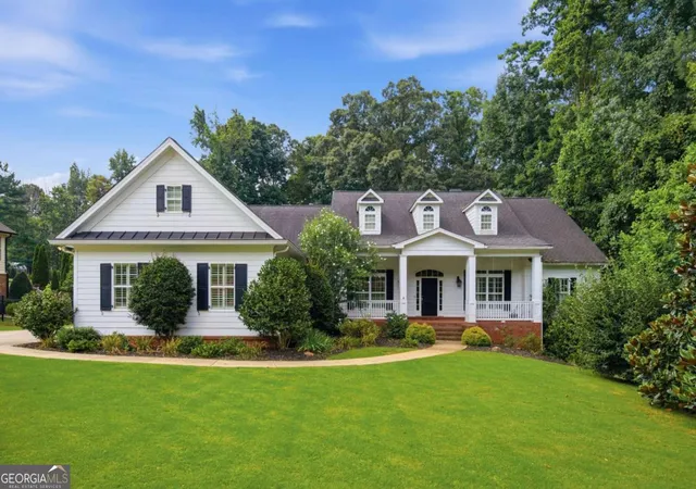 1st image of 5105 Stefan Ridge Wy, Buford, GA 30519 | MLS# 10800663