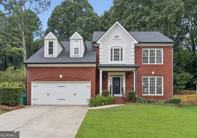 Photo 1 of Single family home for sale at 420 Dunhill View Ct, Alpharetta, GA 30005 | MLS# 10825117 | Listing updated on 2026-09-06