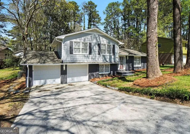 1st image of 3960 Wedgefield Cir, Decatur, GA 30035 | MLS# 10795552