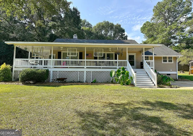 Photo 2 of Sale Pending at 923 Youngs Mill Rd, Lagrange, GA 30241 | MLS# 10835634 | Listing updated on 2026-09-05