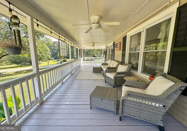 Photo 3 of Sale Pending at 923 Youngs Mill Rd, Lagrange, GA 30241 | MLS# 10835634 | Listing updated on 2026-09-05