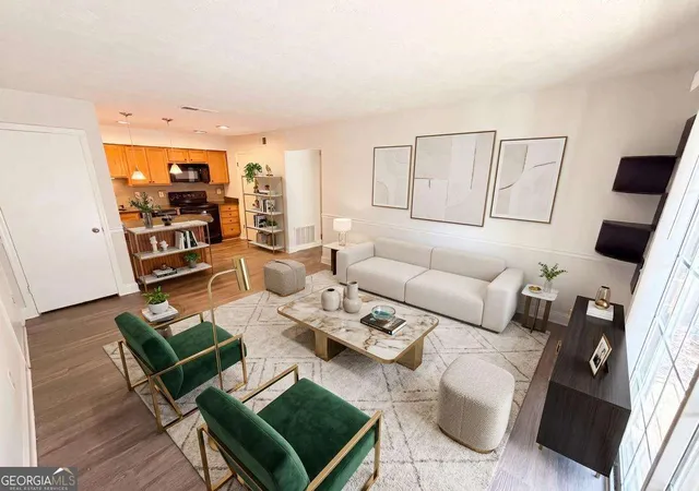 Photo 3 of Condo for sale at 3175 Seven Pines Ct #204, Atlanta, GA 30339 | MLS# 10818535 | Listing updated on 2026-09-27