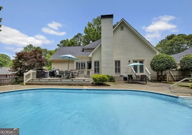 Photo 1 of Single family home for sale at 245 Westchester Dr, Griffin, GA 30223 | MLS# 10833935 | Listing updated on 2026-09-10
