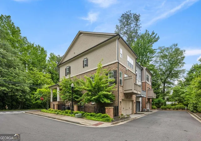Photo 3 of Single family home for sale at 148 Canton St, Alpharetta, GA 30009 | MLS# 10774395 | Listing updated on 2026-08-26
