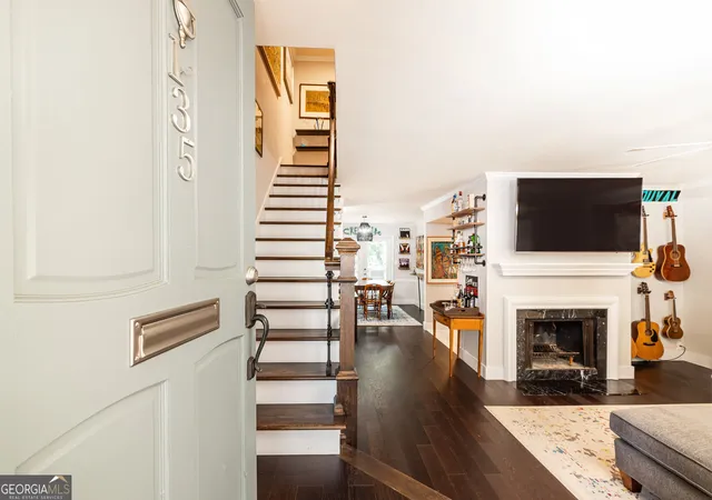 Photo 1 of Townhouse for sale at 135 Woodmere Sq Nw, Atlanta, GA 30327 | MLS# 10832309 | Listing updated on 2026-09-09