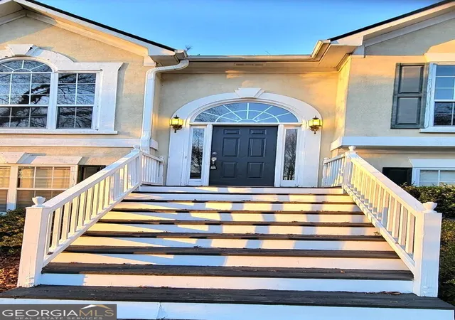 Photo 2 of Single family home for sale at 4115 Chelsea Chase, Cumming, GA 30028 | MLS# 10810909 | Listing updated on 2026-08-27