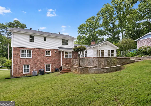 Photo 3 of Single family home for sale at 1683 Oak Ridge Cir SW, Stone Mountain, GA 30087 | MLS# 10790097 | Listing updated on 2026-09-08