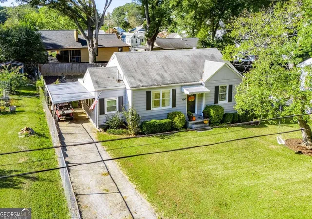 Photo 2 of Sale Pending at 104 Richards St, Carrollton, GA 30117 | MLS# 10624496 | Listing updated on 2025-10-21