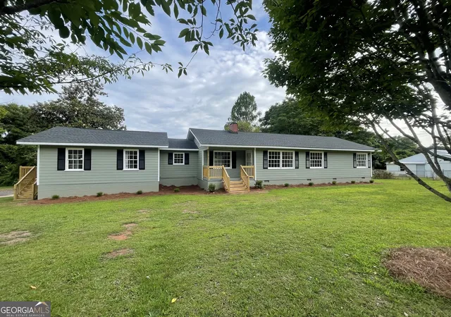 Homes for sale in Woodbury, GA | 90 Cedar St, Woodbury, GA 30293 | MLS# 10783093