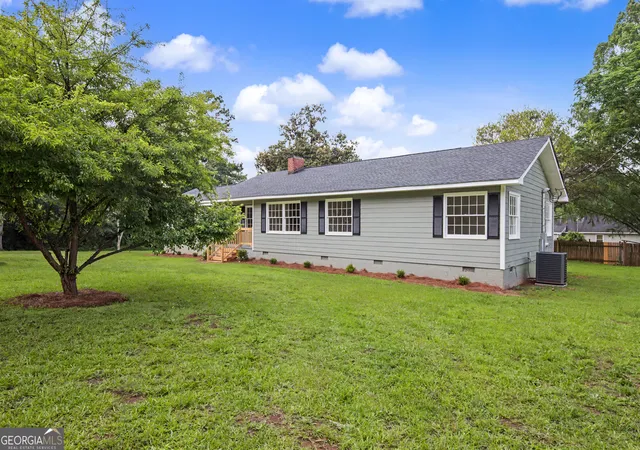 Homes for sale in Woodbury, GA | 90 Cedar St, Woodbury, GA 30293 | MLS# 10783093