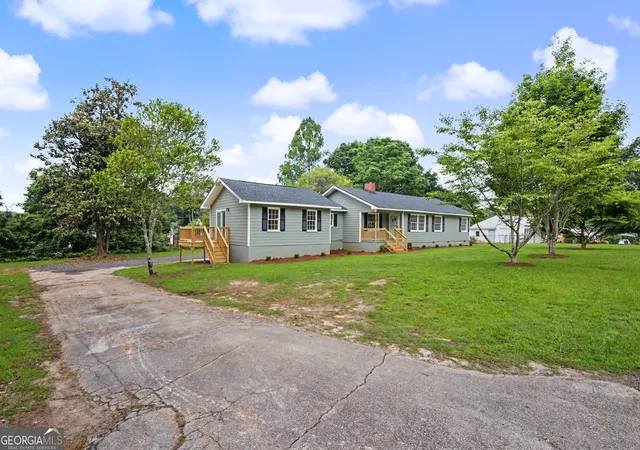Homes for sale in Woodbury, GA | 90 Cedar St, Woodbury, GA 30293 | MLS# 10783093